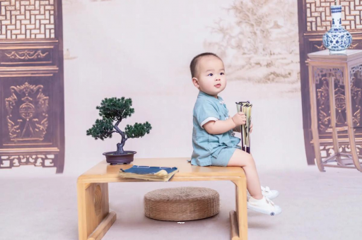 孟津宝宝总吐奶什么原因